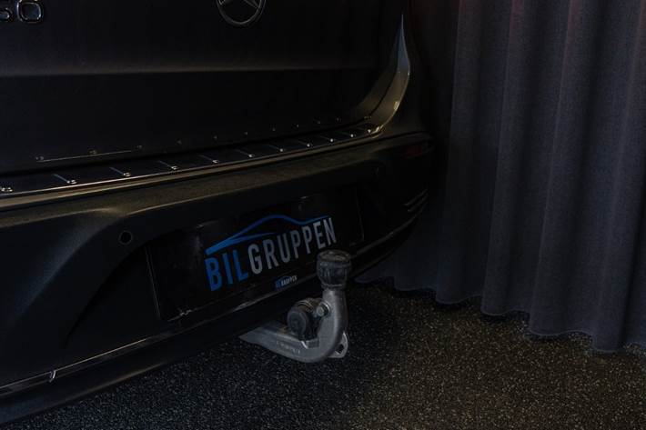 Grå Mercedes EQA250 fra 2023