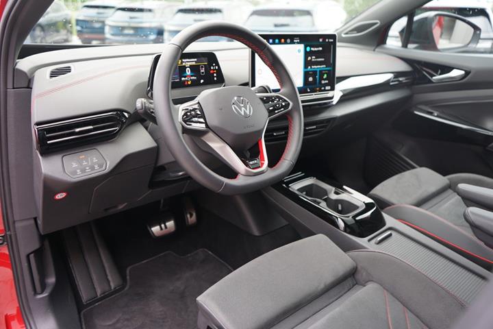 Rød VW ID.5 fra 2025