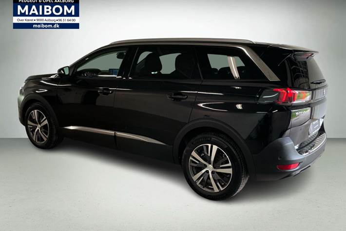 Sort Peugeot 5008 fra 2021