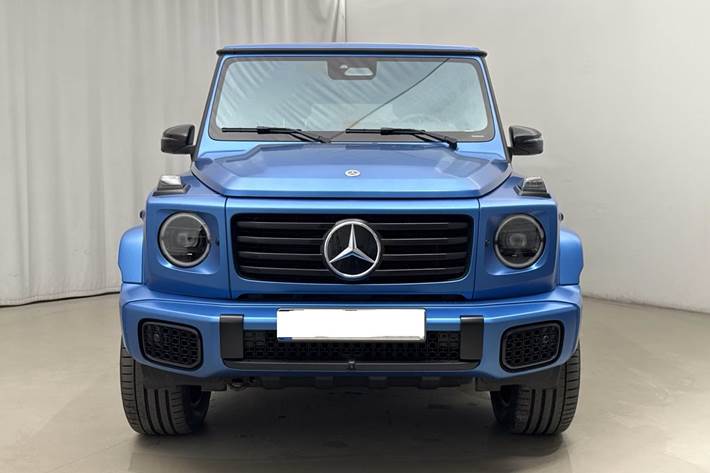 Blå Mercedes G580 fra 2025