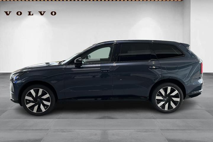 Blå Volvo EX90 fra 2025