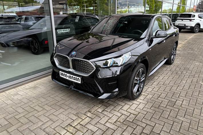 Sort BMW iX2 fra 2025