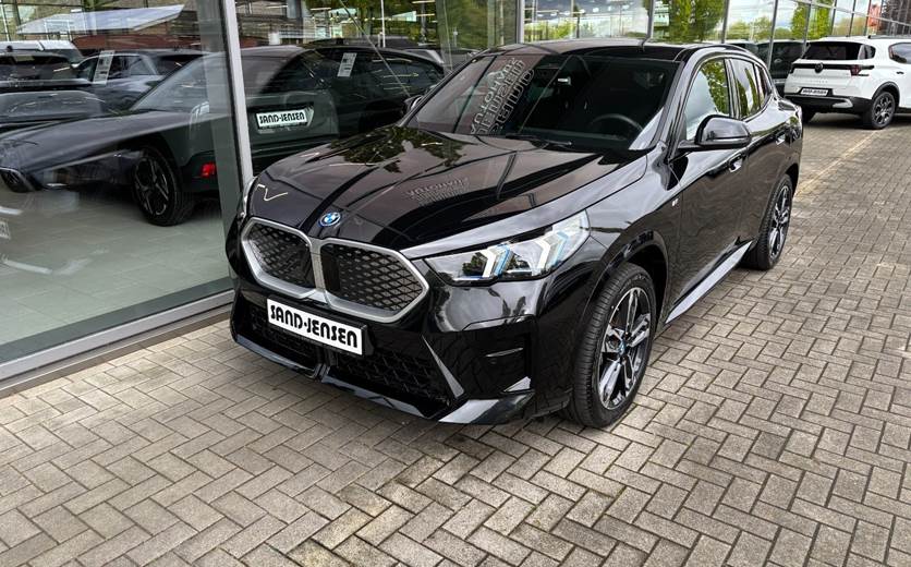 BMW iX2 xDrive30 M-Sport Premium