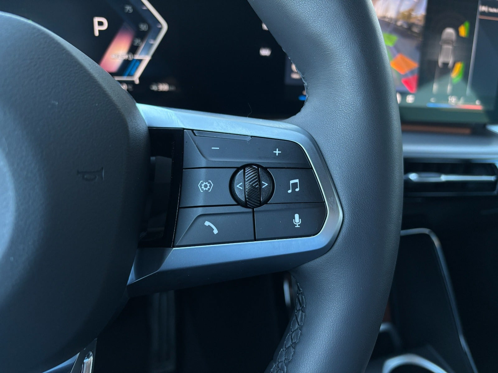 Grå BMW iX2 fra 2026