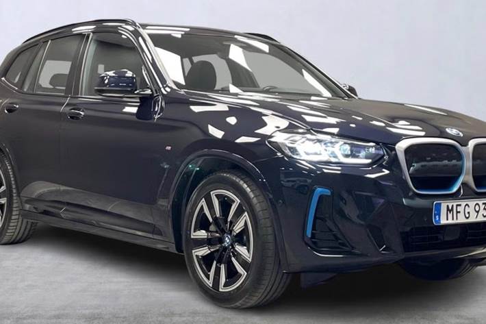 Sort BMW iX3 fra 2022