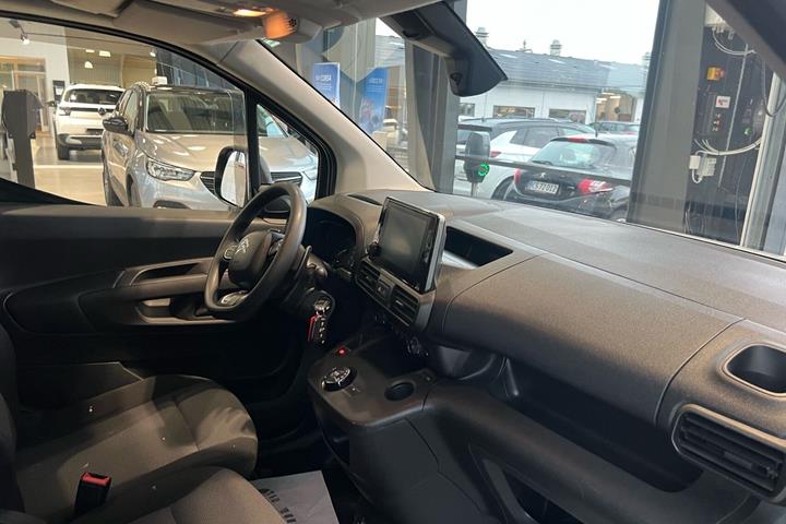 Hvid Citroën Berlingo fra 2021