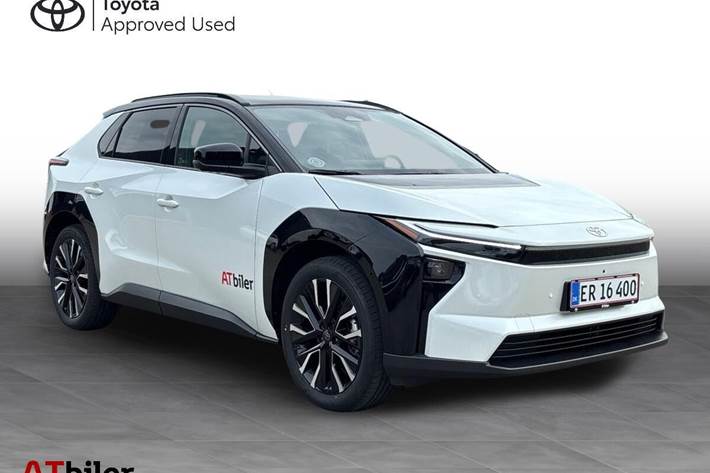 Hvid Toyota BZ4X fra 2026