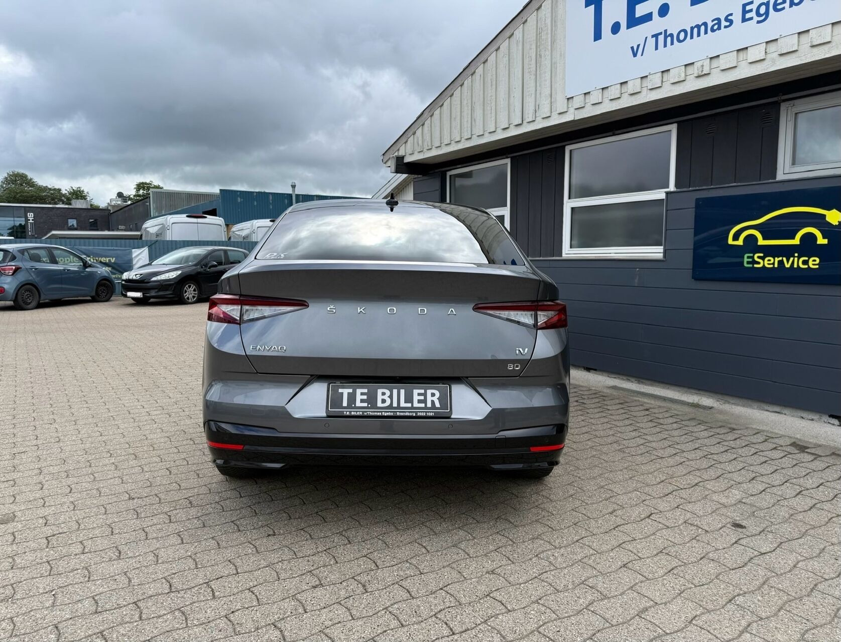 Sort Skoda Enyaq fra 2024