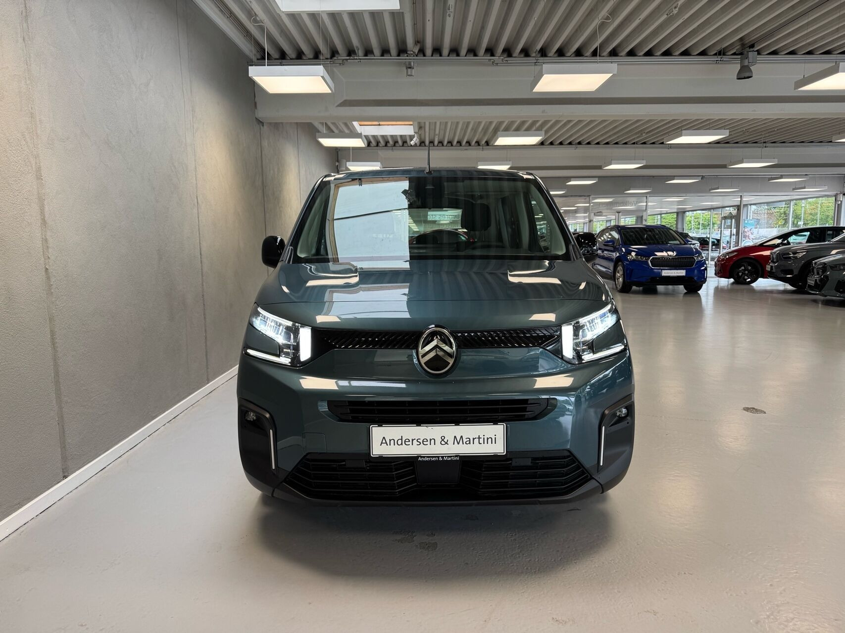 Blå Citroën ë-Berlingo fra 2025