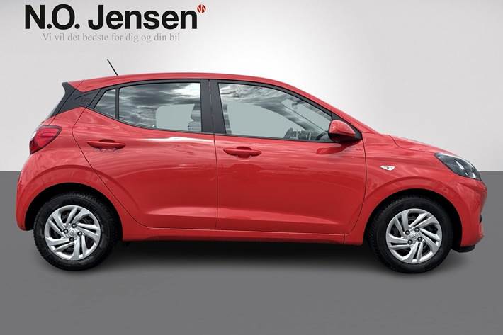 Rød Hyundai i10 fra 2020