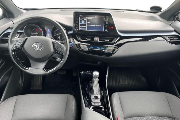 Grå Toyota C-HR fra 2020