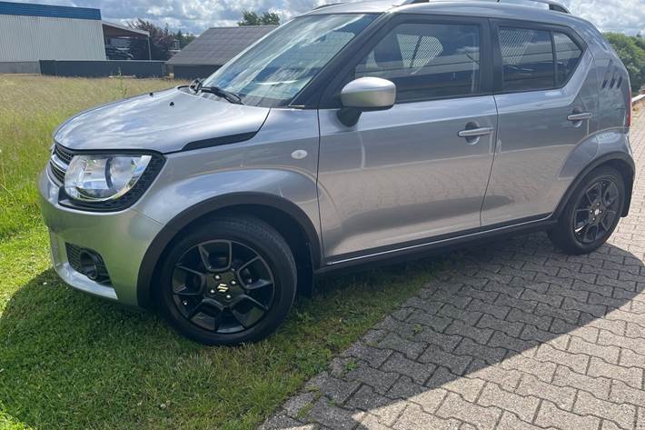 Sølv Suzuki Ignis fra 2017