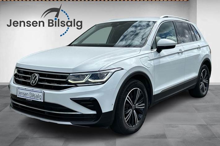 undefined VW Tiguan fra 2021 set udefra