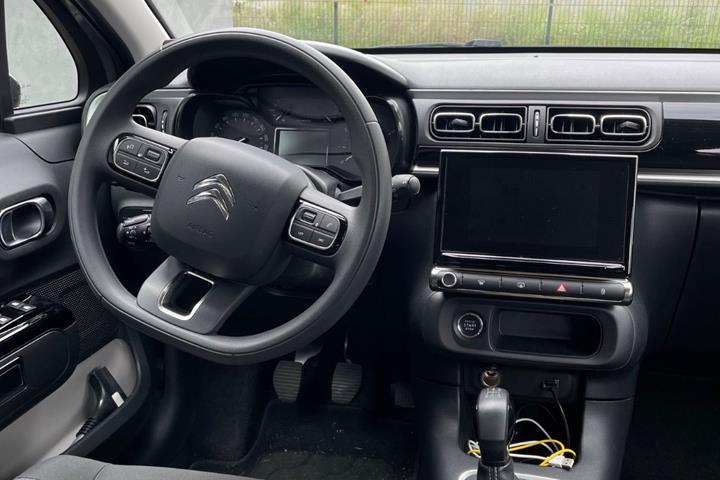 Grå Citroën C3 fra 2023