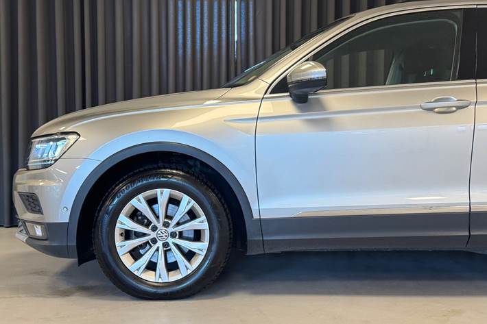 Sølv VW Tiguan fra 2019