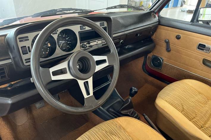 Rød VW Golf I fra 1979