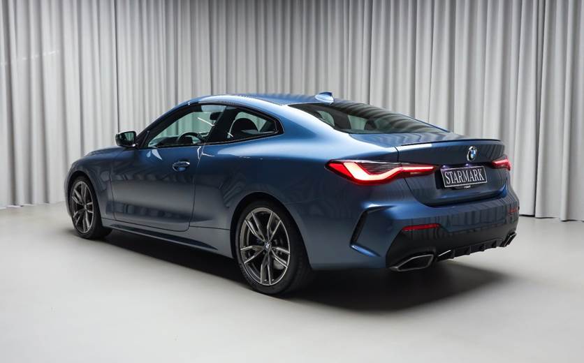 BMW M440i