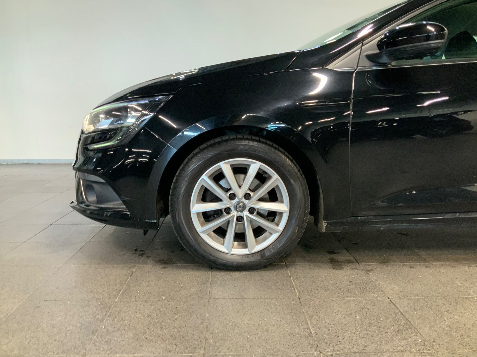 Sort Renault Megane IV fra 2018