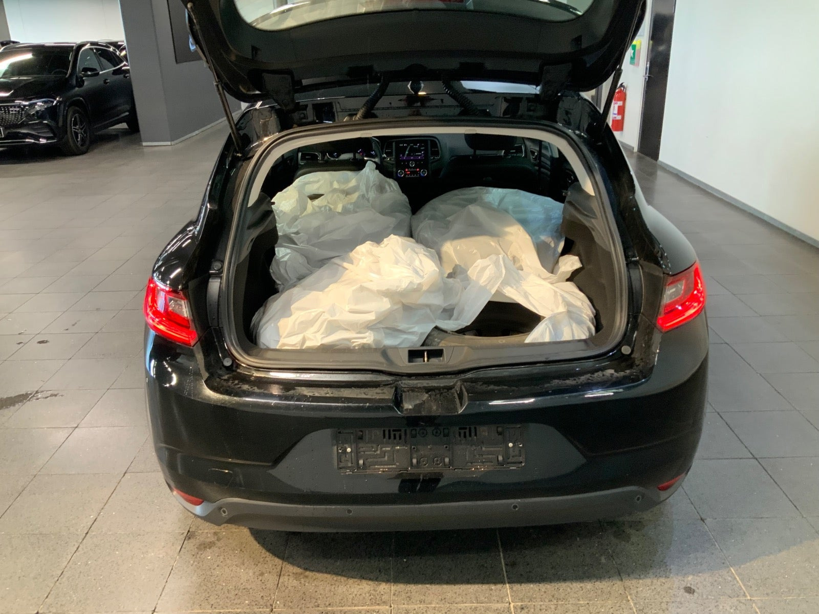 Sort Renault Megane IV fra 2018