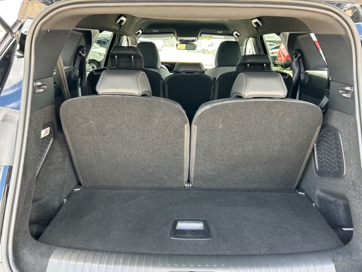 Sort Peugeot e-5008 fra 2025