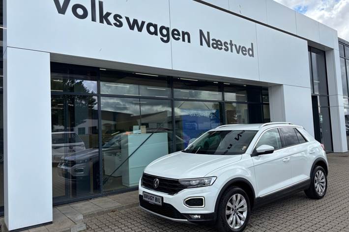 Hvid VW T-Roc fra 2022