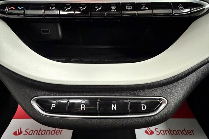 Hvid Fiat 500e fra 2023