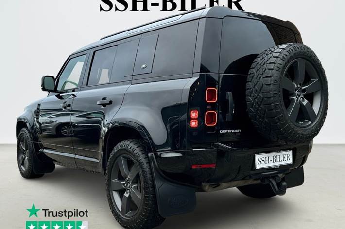 Sort Land Rover Defender 110 fra 2020