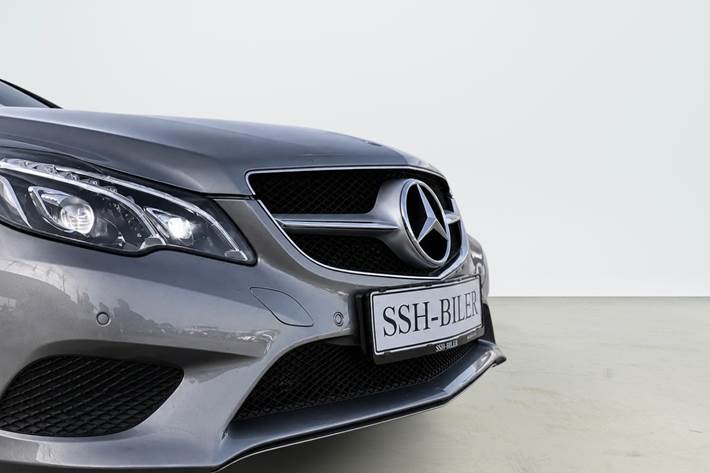 Sølv Mercedes E350 fra 2015