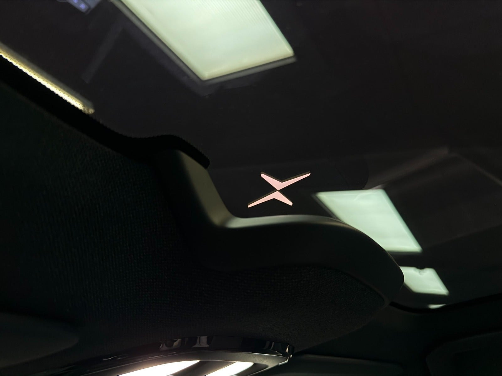 Hvid Polestar 2 fra 2024