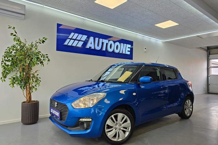 Blå Suzuki Swift fra 2020 set udefra