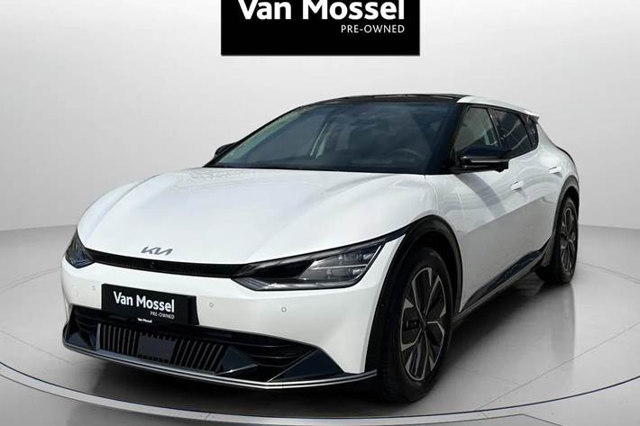 Hvid Kia EV6 fra 2024 set udefra