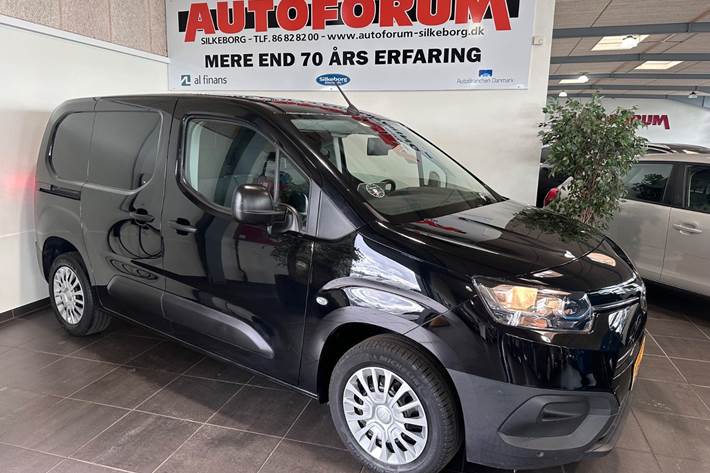 Sort Toyota ProAce City fra 2021