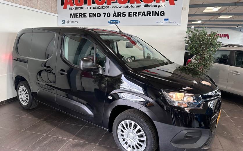 Toyota ProAce City 1,2 T 110 Medium Comfort