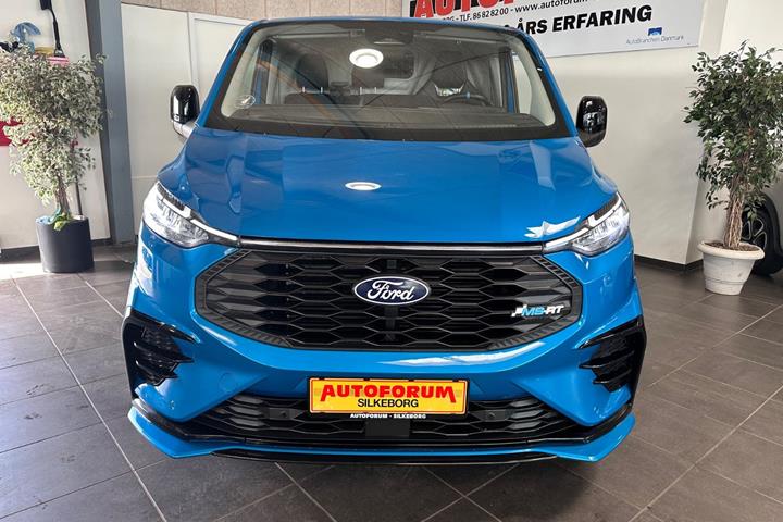 Blå Ford Transit Custom 320 L2 fra 2025