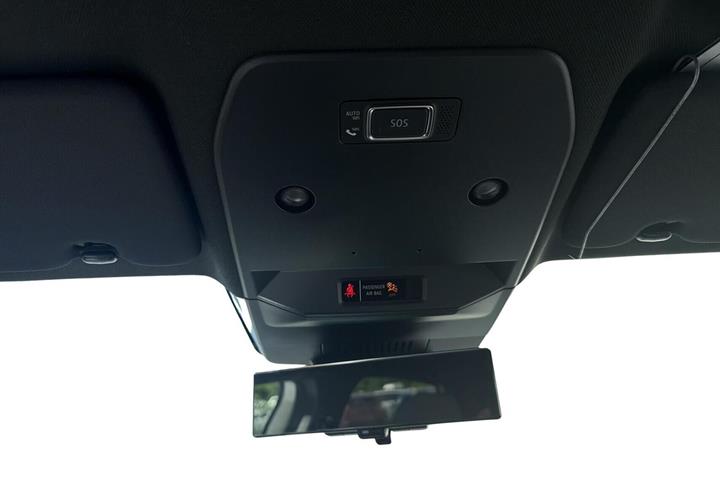 Hvid Renault Megane E-Tech fra 2022