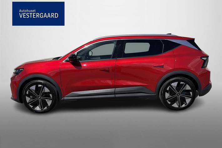 Rød Renault Scenic E-Tech fra 2025