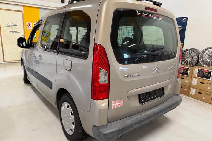 Beige Citroën Berlingo fra 2008