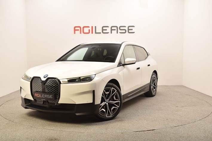 Hvid BMW iX fra 2022