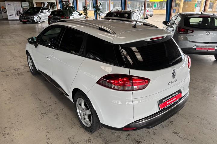 Hvid Renault Clio IV fra 2014