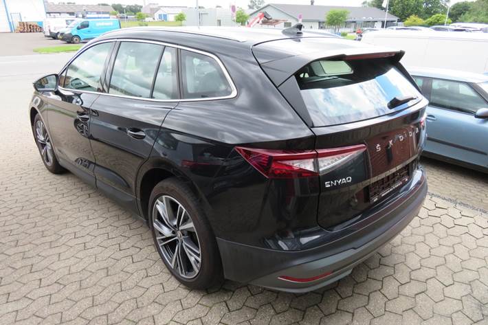 Sort Skoda Enyaq fra 2023