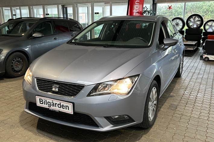 Blå Seat Leon fra 2017