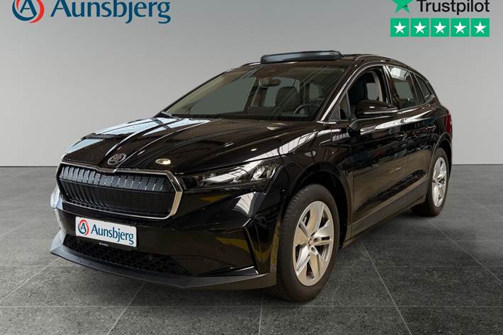 Sort Skoda Enyaq fra 2024