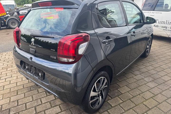 Grå Peugeot 108 fra 2019