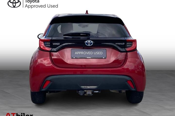 Rød Toyota Yaris fra 2021