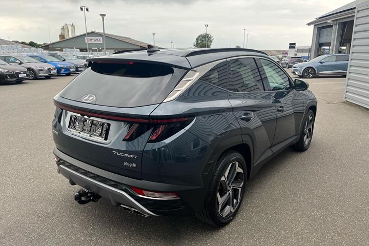 Turquoise Hyundai Tucson fra 2021