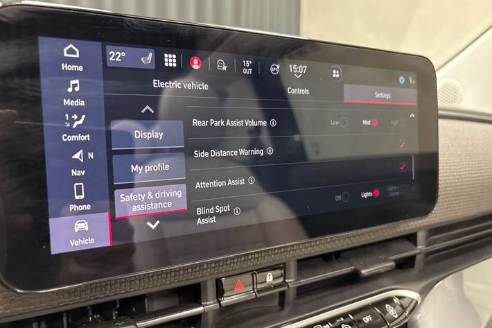 Grøn Fiat 500e fra 2023