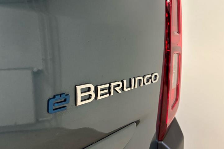 Blå Citroën ë-Berlingo fra 2025