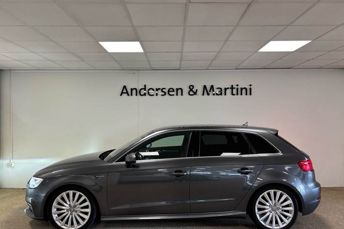 Grå Audi A3 fra 2017
