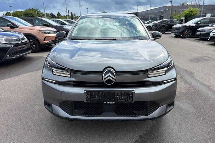 Grå Citroën ë-C4 X fra 2025