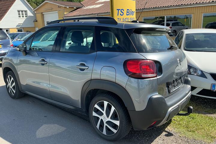 Grå Citroën C3 Aircross fra 2018
